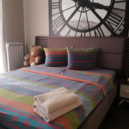 דירות באטומי Flat Near The Mcdonald'S מראה חיצוני תמונה