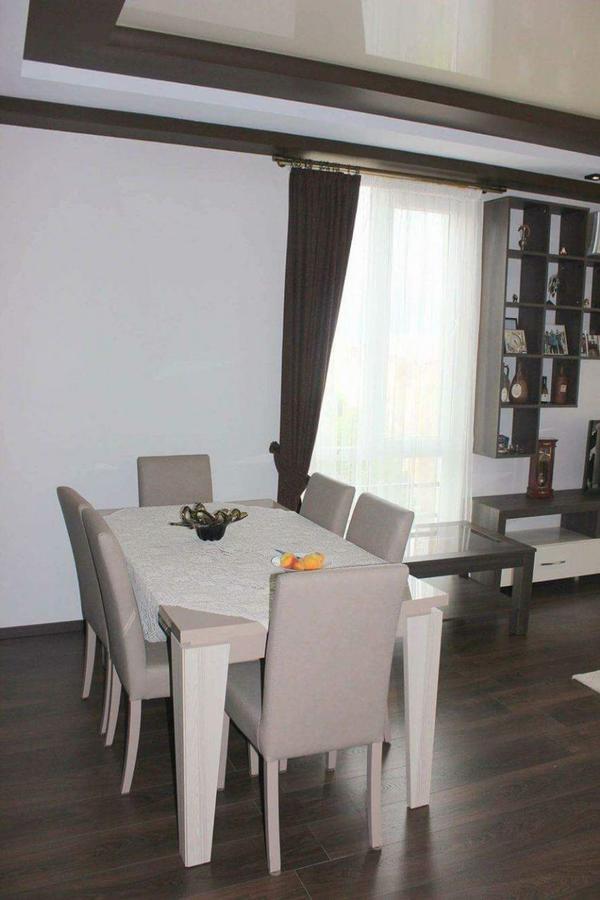 דירות באטומי Flat Near The Mcdonald'S מראה חיצוני תמונה