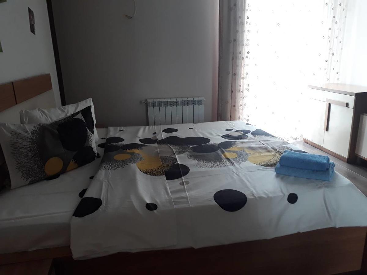 דירות באטומי Flat Near The Mcdonald'S מראה חיצוני תמונה
